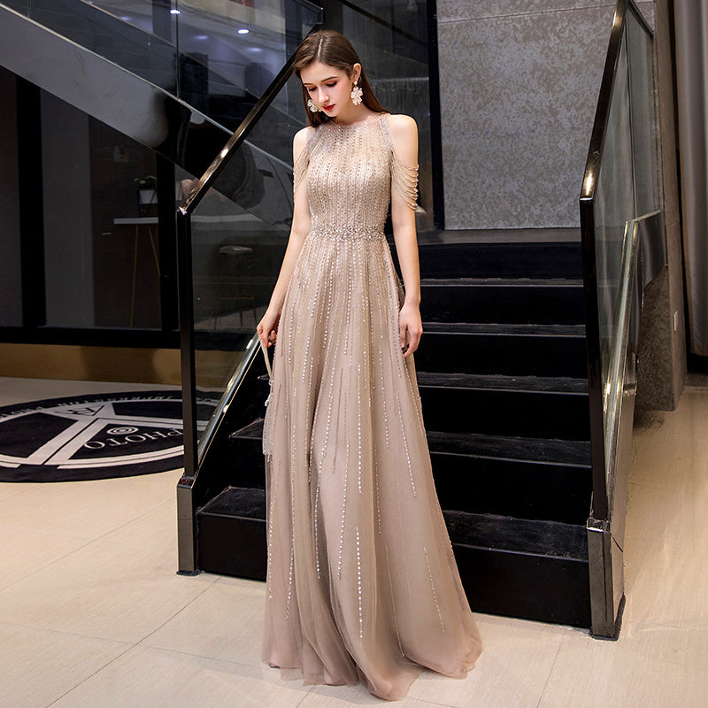 Evening Gown Host Dress for Female Banquet Fashion and Formal Events